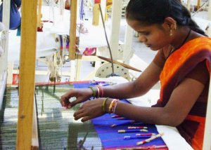 Weaving the body of the sari